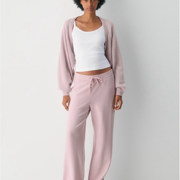 Gramercy Shrug TNA Aritzia BNWT - Picture 3 of 6